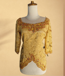 Jelajahi koleksi hasil jahitan terbaik kami yang dikerjakan dengan rapi dan penuh ketelitian. kebaya (9)